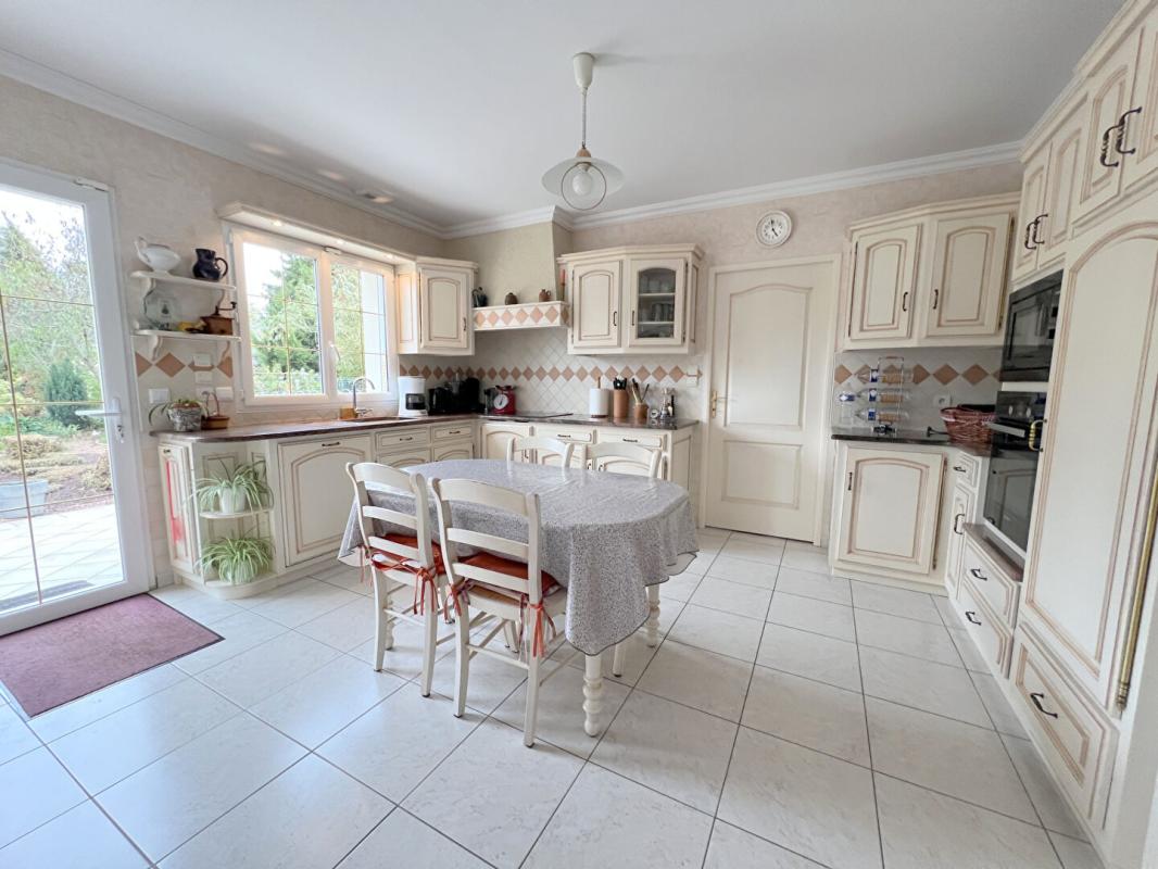 MULSANNE Maison - Mulsanne - 7 pièce(s) - 190 m² 9