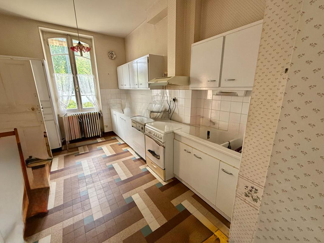 YZEURE Maison de caractère Yzeure 7