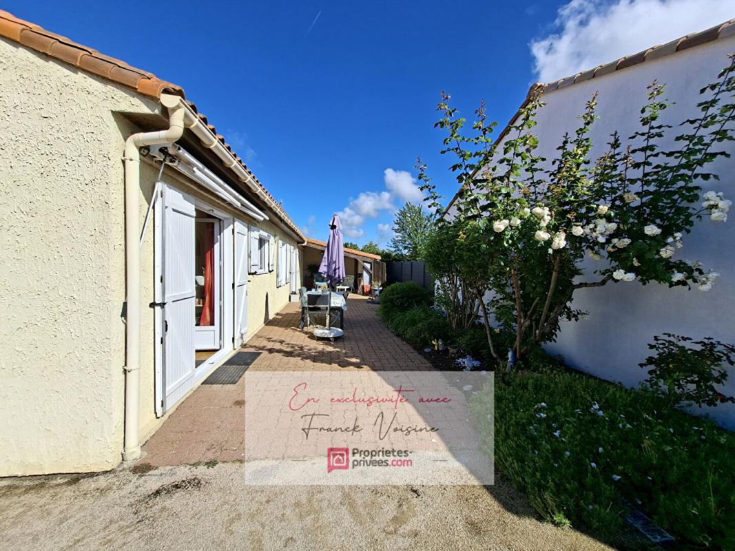 LES HERBIERS A VENDRE en Exclusivité aux Herbiers, maison plain-pied de 91 m2 avec 3 chambres et 1 bureau ou chambre sur une parcelle de 436 m2 14