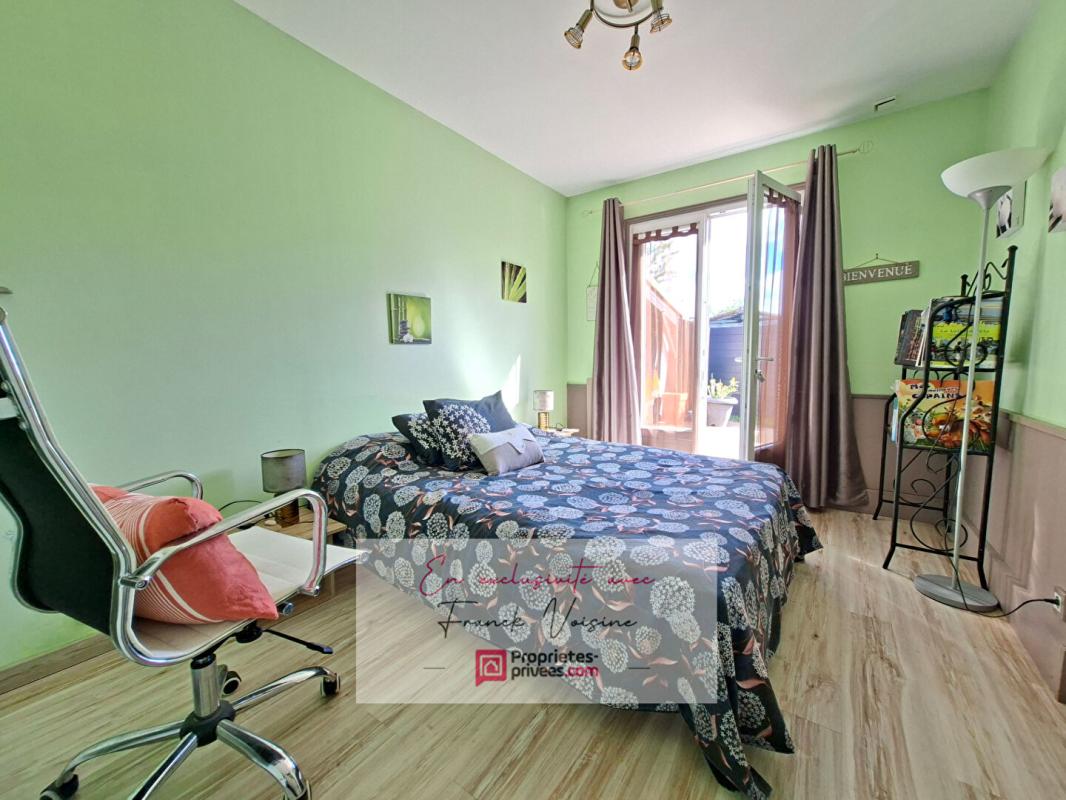 LES HERBIERS A VENDRE en Exclusivité aux Herbiers, maison plain-pied de 91 m2 avec 3 chambres et 1 bureau ou chambre sur une parcelle de 436 m2 7