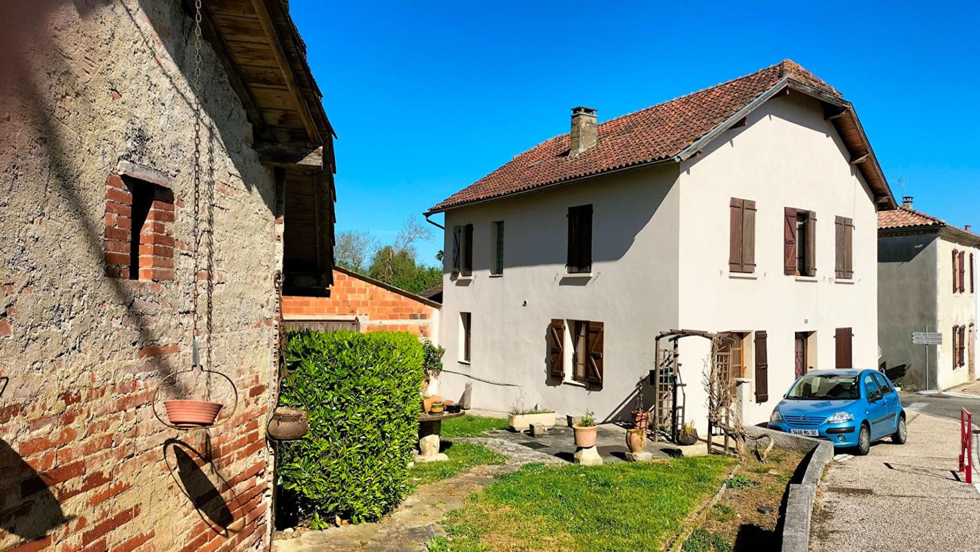 PUYCASQUIER Maison Puycasquier 6 pièce(s) 180 m2 14