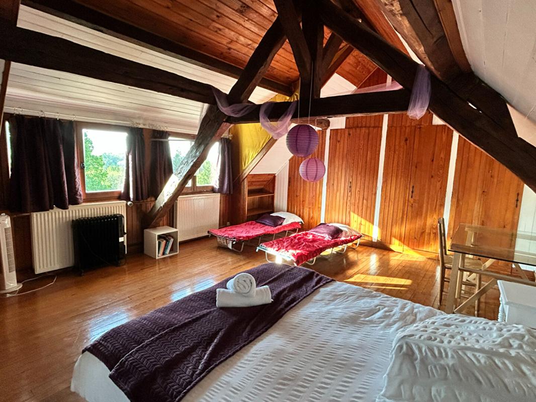 LIANCOURT-SAINT-PIERRE CHARMANTE MAISON EN PIERRES DE 7 PIECES, 5 CHAMBRES 14