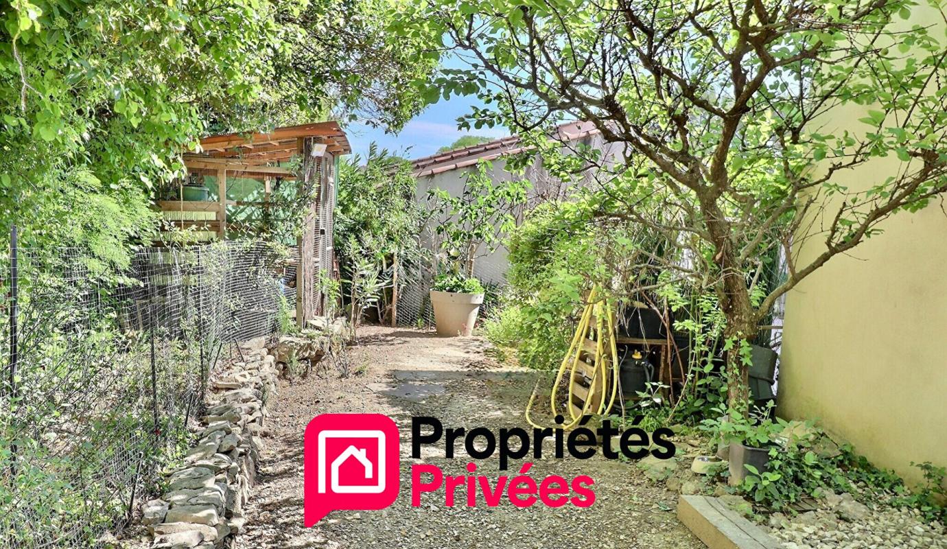 UZES Proche Uzès, maison avec piscine 17