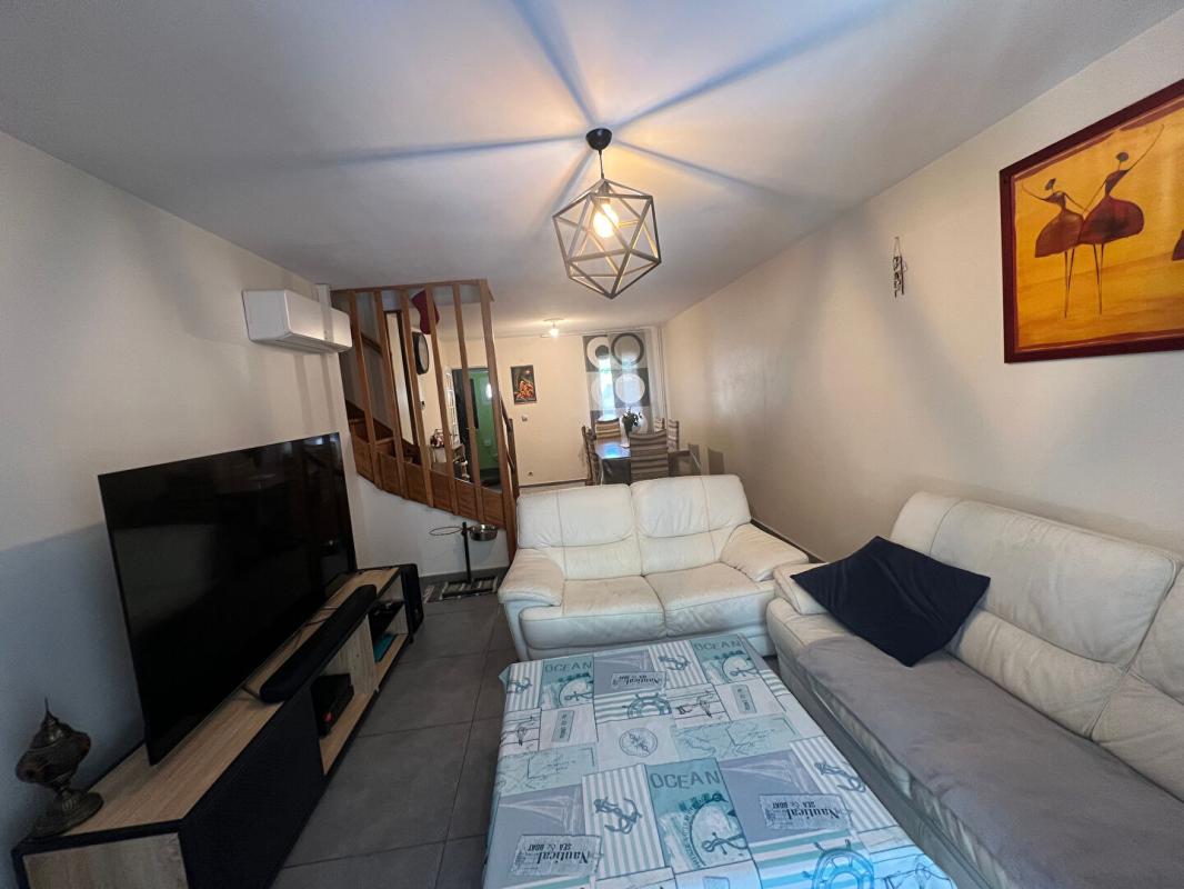 VALENCE Maison Valence 5 pièce(s) 90 m2, garage 5