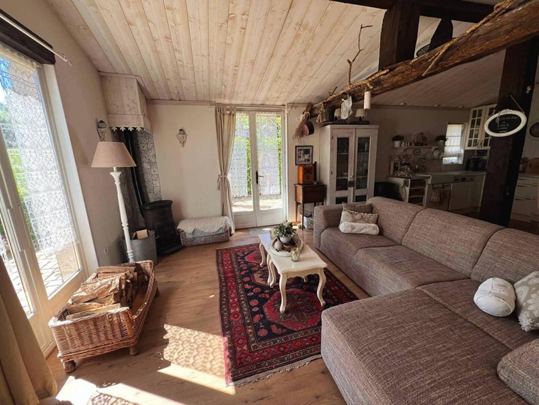 VARAIGNES Maison avec Piscine Varaignes 7 pièce(s) 190 m2 12