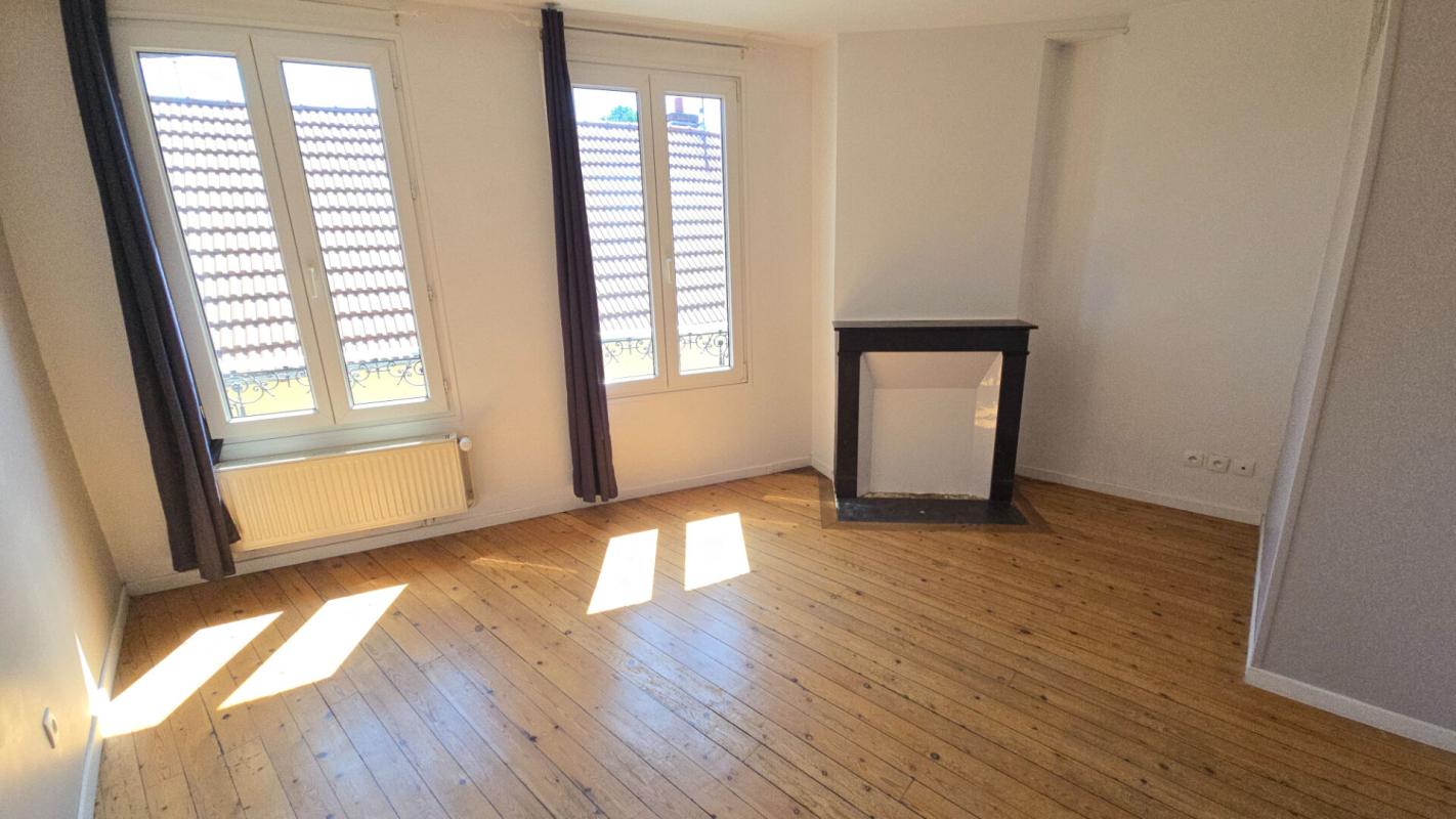 DREUX Maison Dreux 5 pièce(s) 110 m2-Jardinet-Garage 12