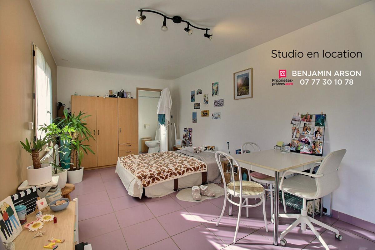 LE BOURGET-DU-LAC Maison Le Bourget Du Lac 8 pièces 177 m2 10