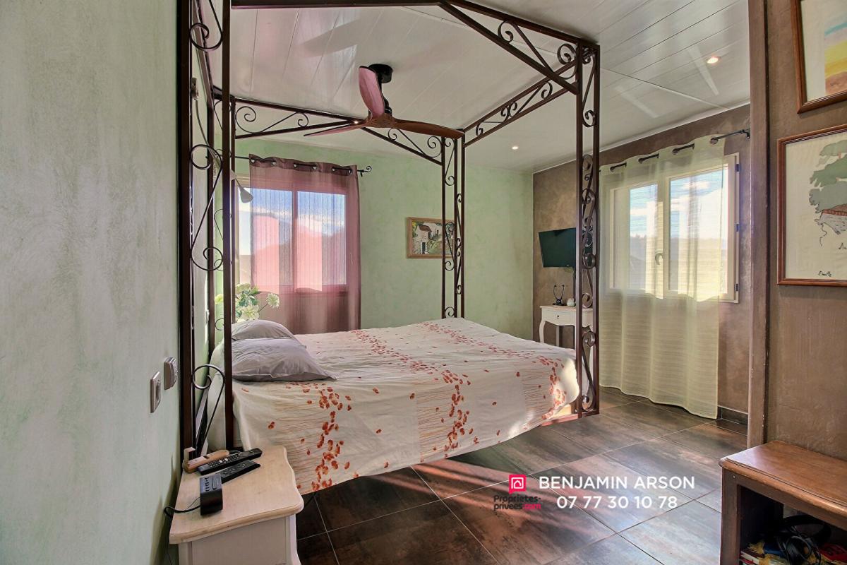 LE BOURGET-DU-LAC Maison Le Bourget Du Lac 8 pièces 177 m2 5