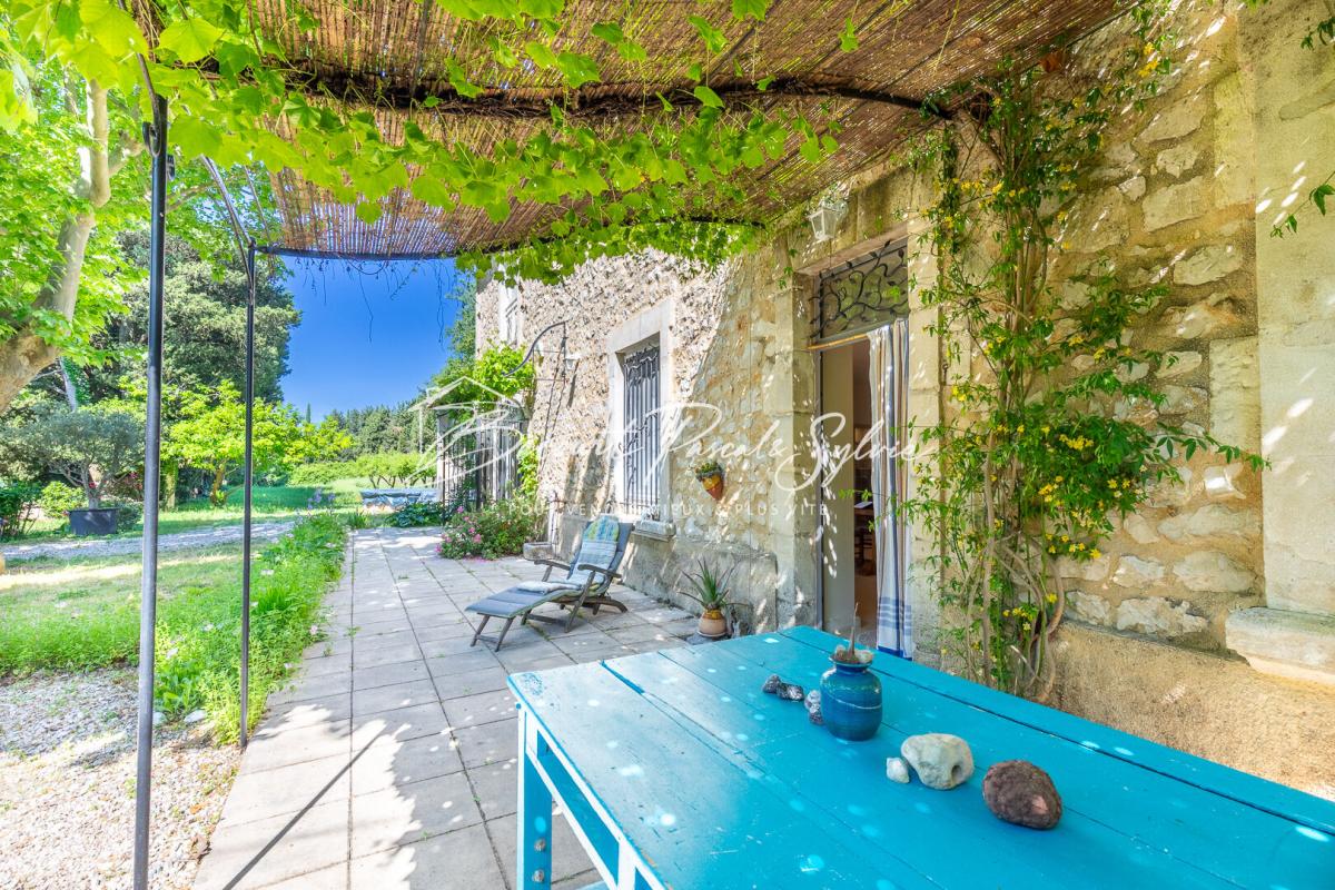 AVIGNON Mas en pierre avec DPE B : le charme de l'ancien sans les contraintes énergétiques 4