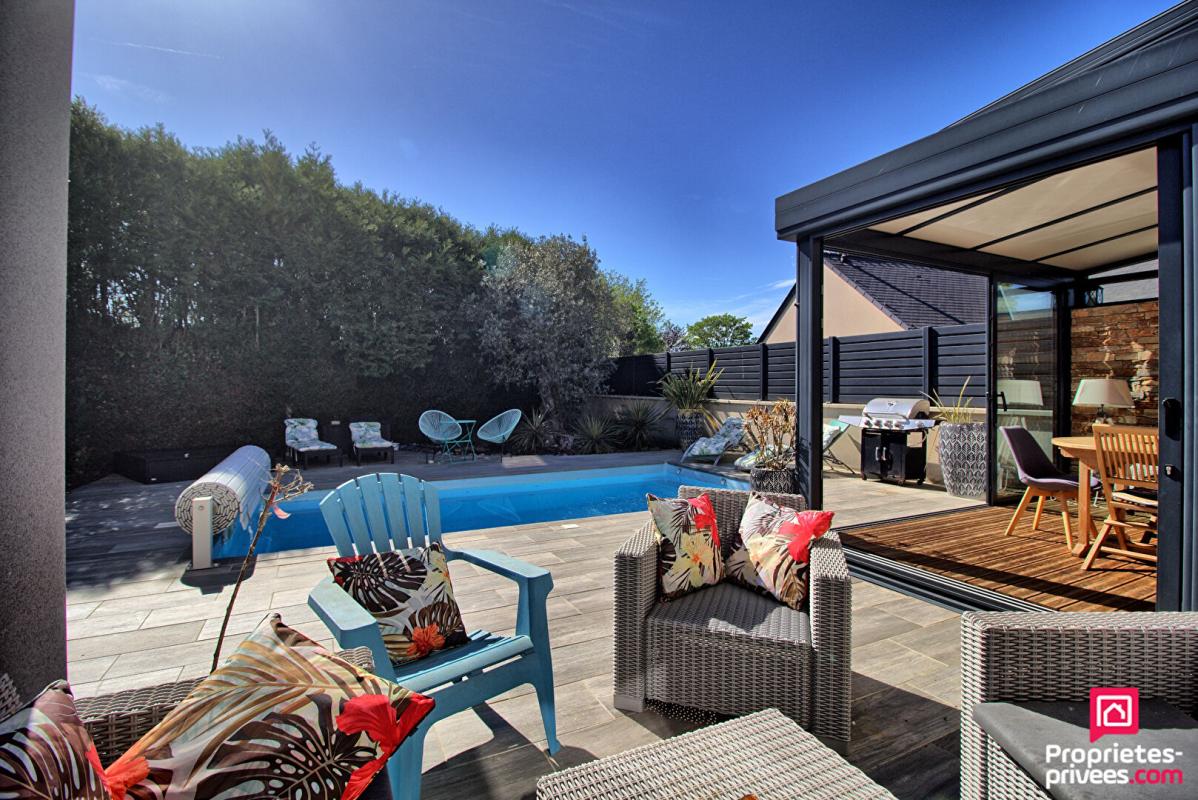 SAINT-BARTHELEMY-D'ANJOU Maison Saint Barthelemy D Anjou 8 pièce(s) 220 m2 15