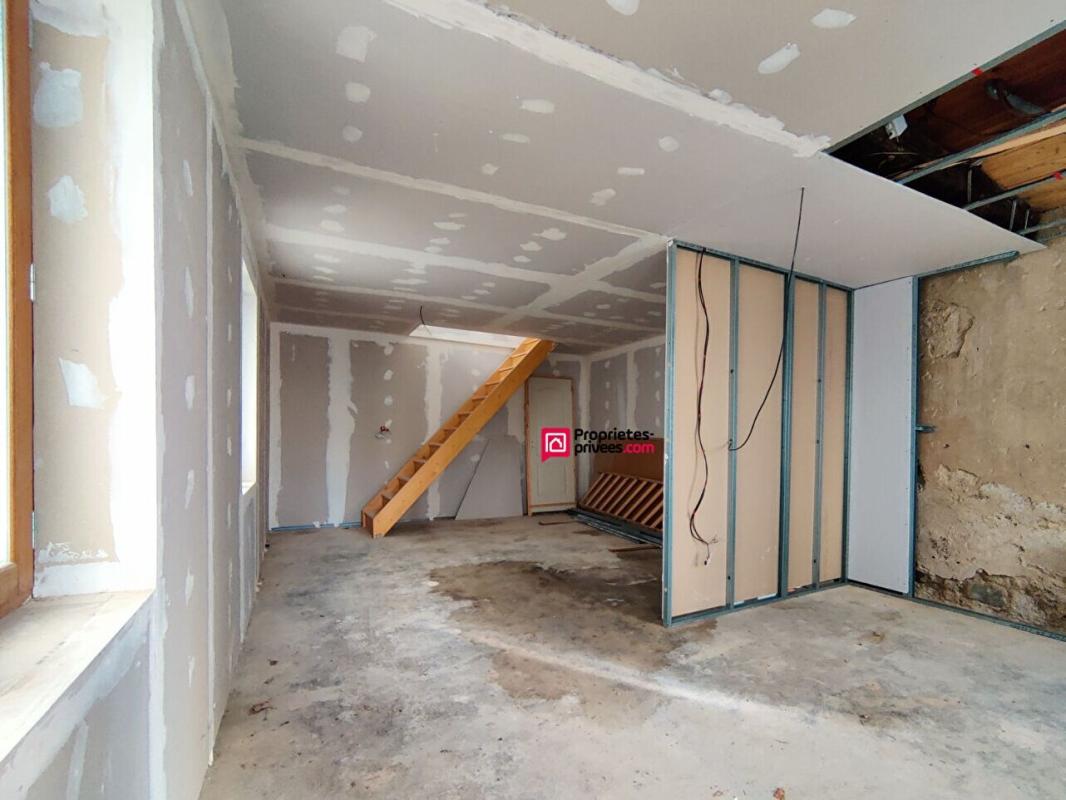 AZILLE Maison T3 - 70 m² à rénover - 2 chambres  - Azille -  57 000 1