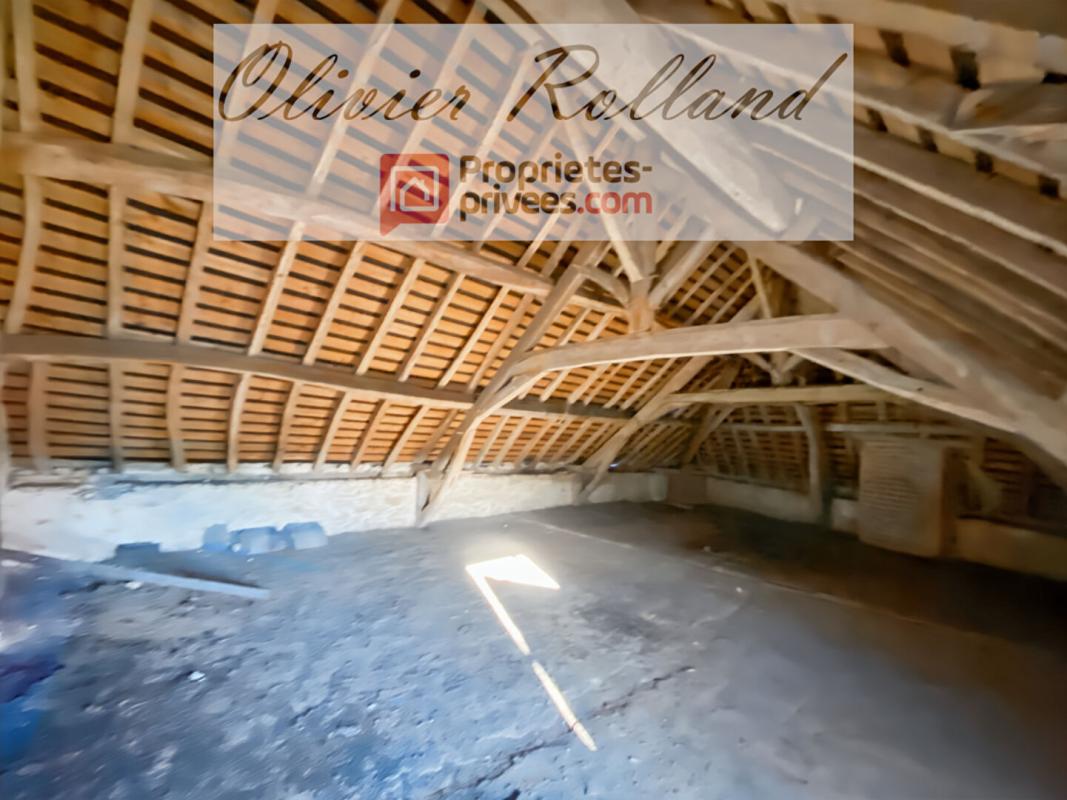 AUBIGNE-SUR-LAYON 49540 - Aubigné sur Layon - Maison à rénover de 104 m² sur 500 m² de terrain avec dépendances 12