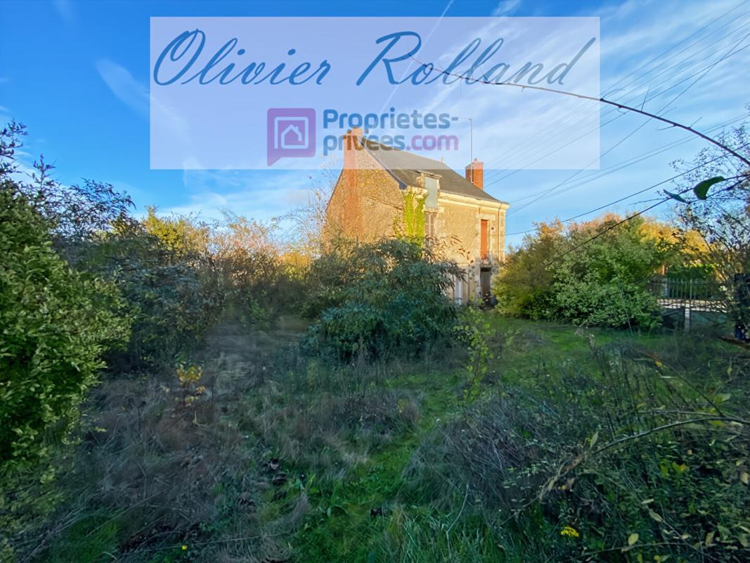 AUBIGNE-SUR-LAYON 49540 - Aubigné sur Layon - Maison à rénover de 104 m² sur 500 m² de terrain avec dépendances 2
