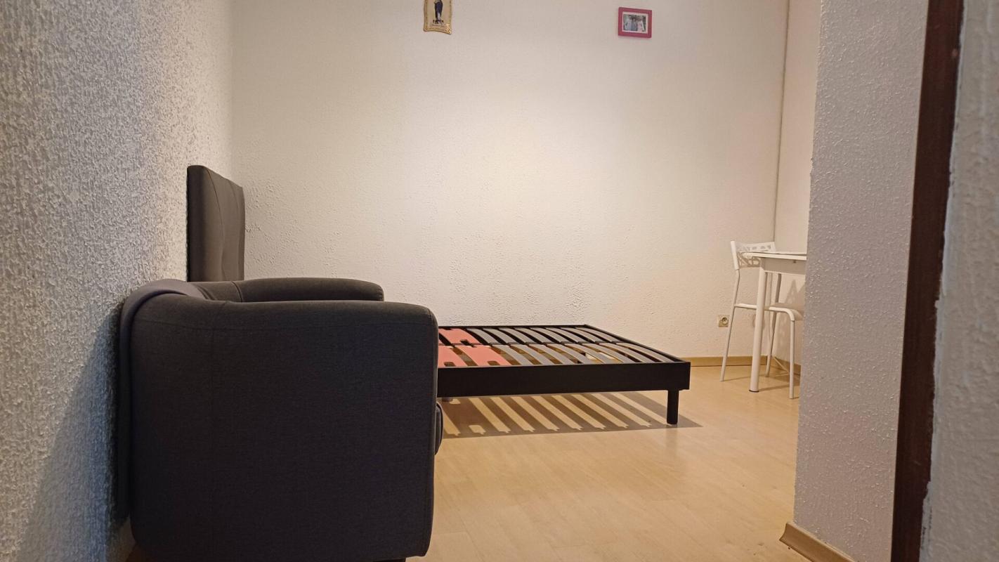 NOYON IMMEUBLE 2 LOTS 7