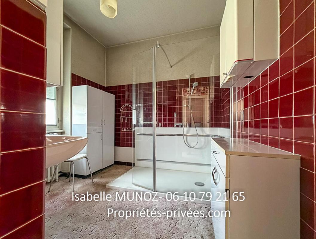 BEAUMONT Maison Beaumont 4 pièce(s) 94 m2 avec dépendances et jardin 18