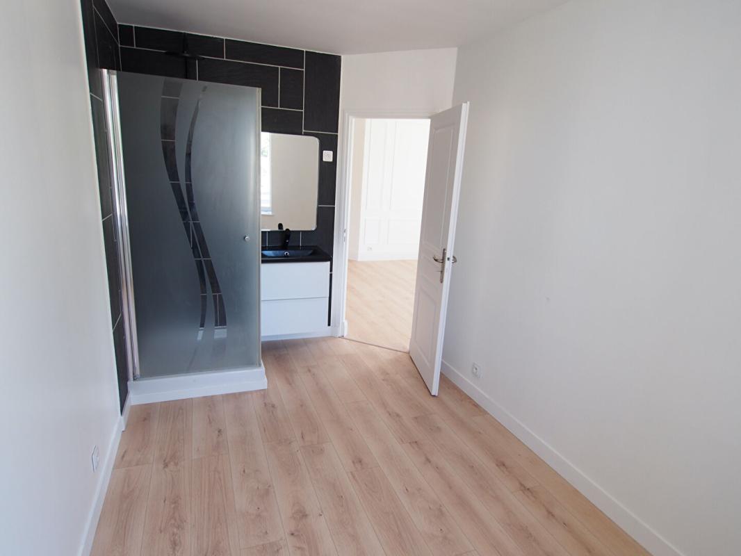 DIJON T3 Dijon haut Gustave Eiffel 50 m2 4