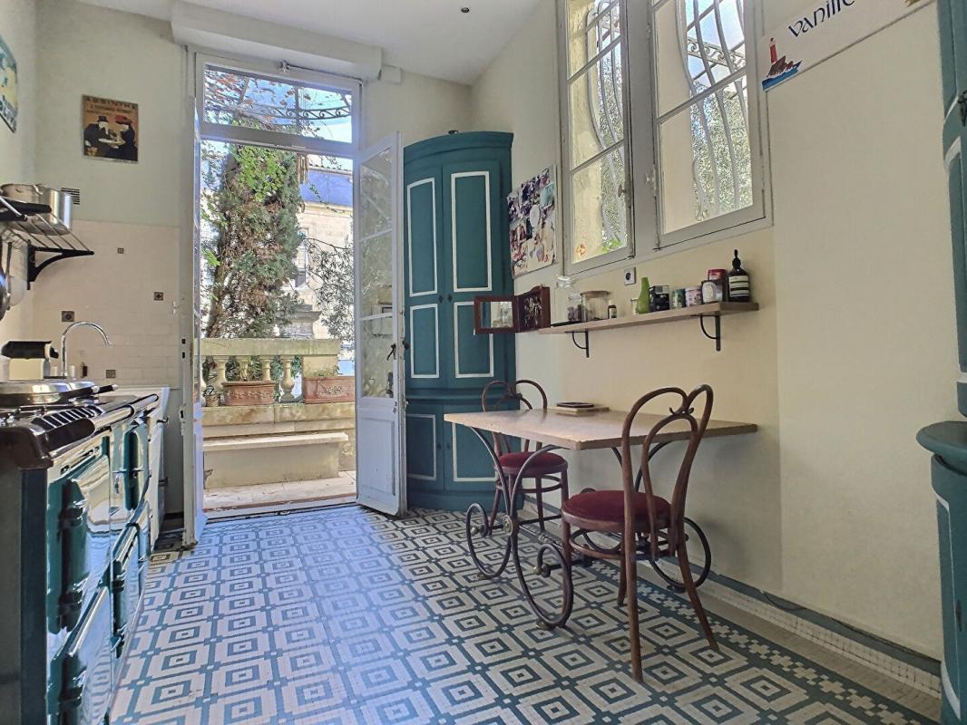 BORDEAUX Vente Demeure de prestige 310m2 Bordeaux (33000) 5