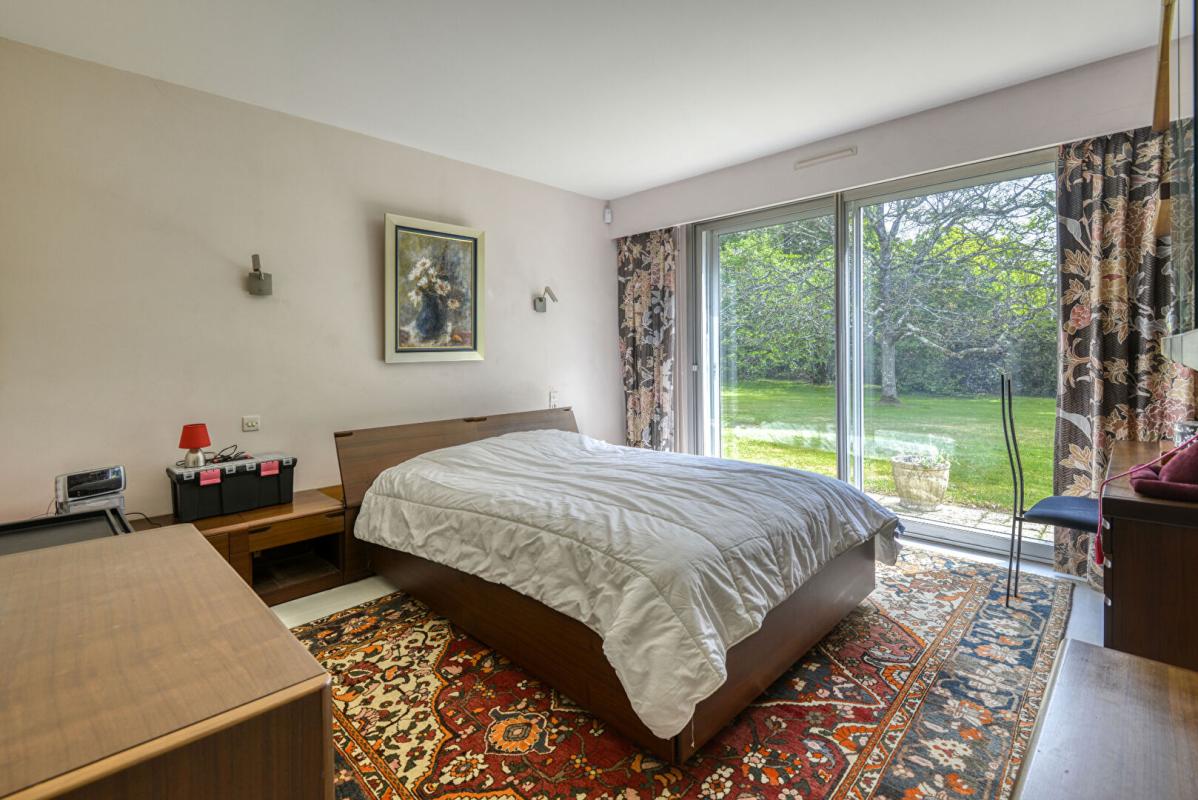 SAUTRON Maison Sautron 8 pièce(s) 260 m2  au coeur d'un parc arboré 12