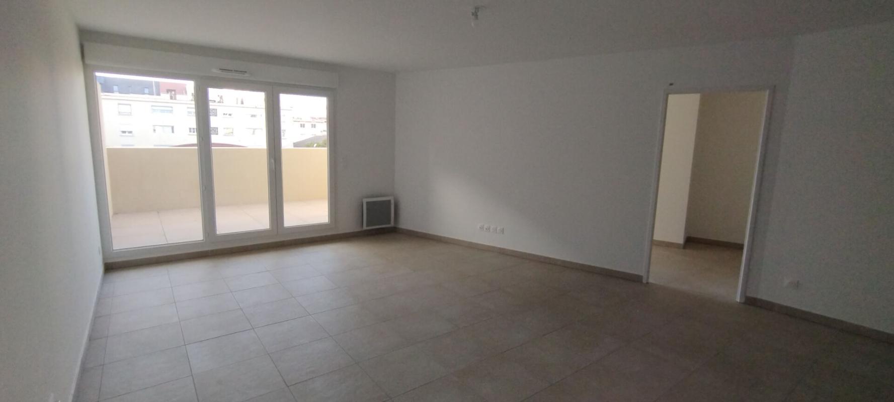 BEZIERS T4 d'exception en dernier étage, avec sa terrasse privée côté salon et sa terrasse côté chambre 7