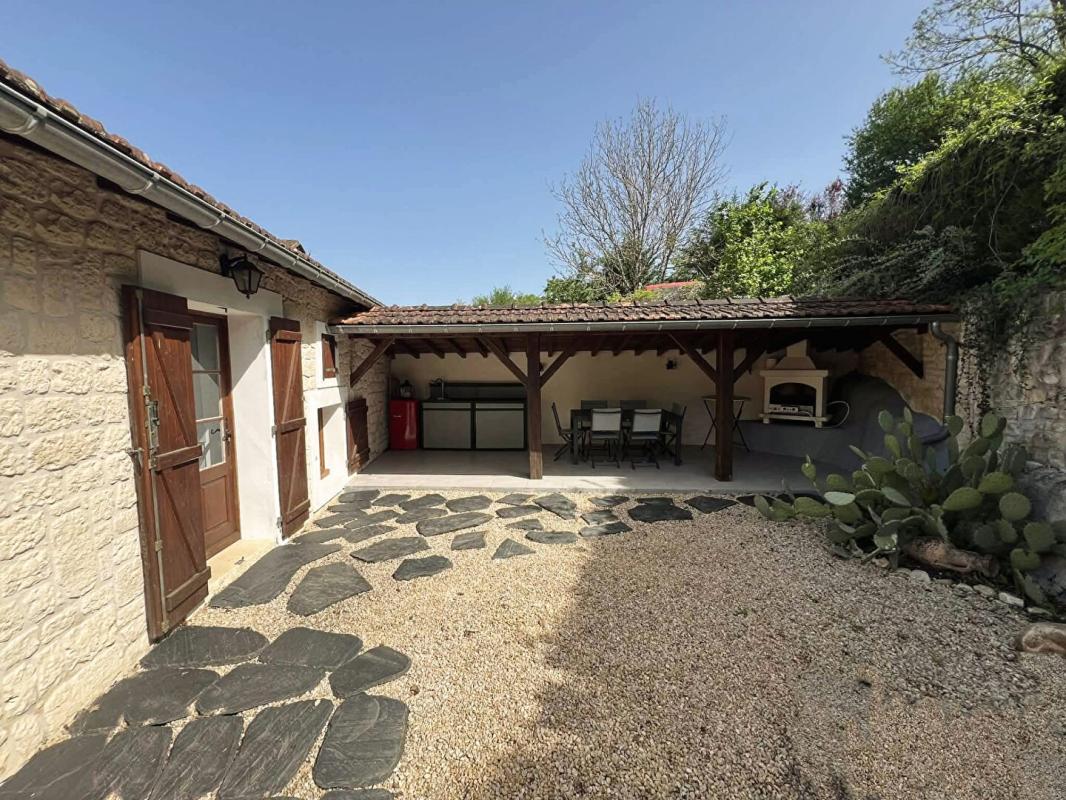 LEMPZOURS Maison en Pierre à Lempzours 4 pièce(s) 75 m2 14