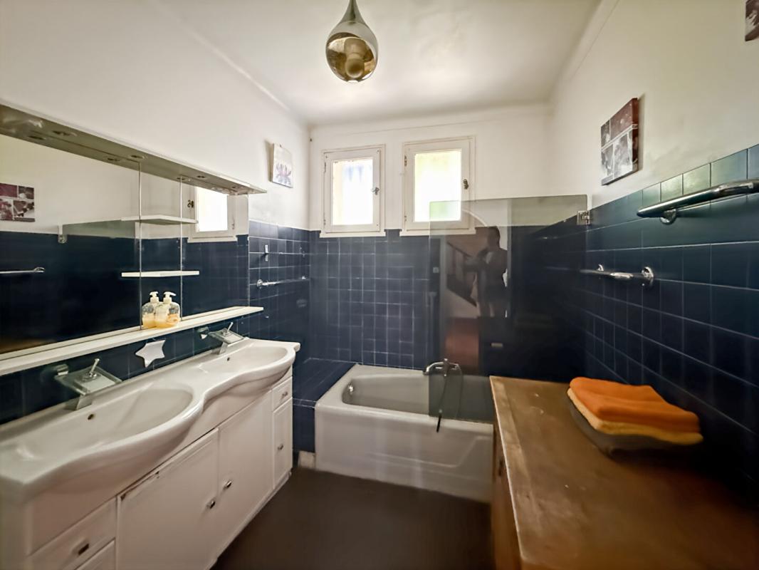 CARPENTRAS À vendre propriété à Carpentras avec piscine et gîtes 10