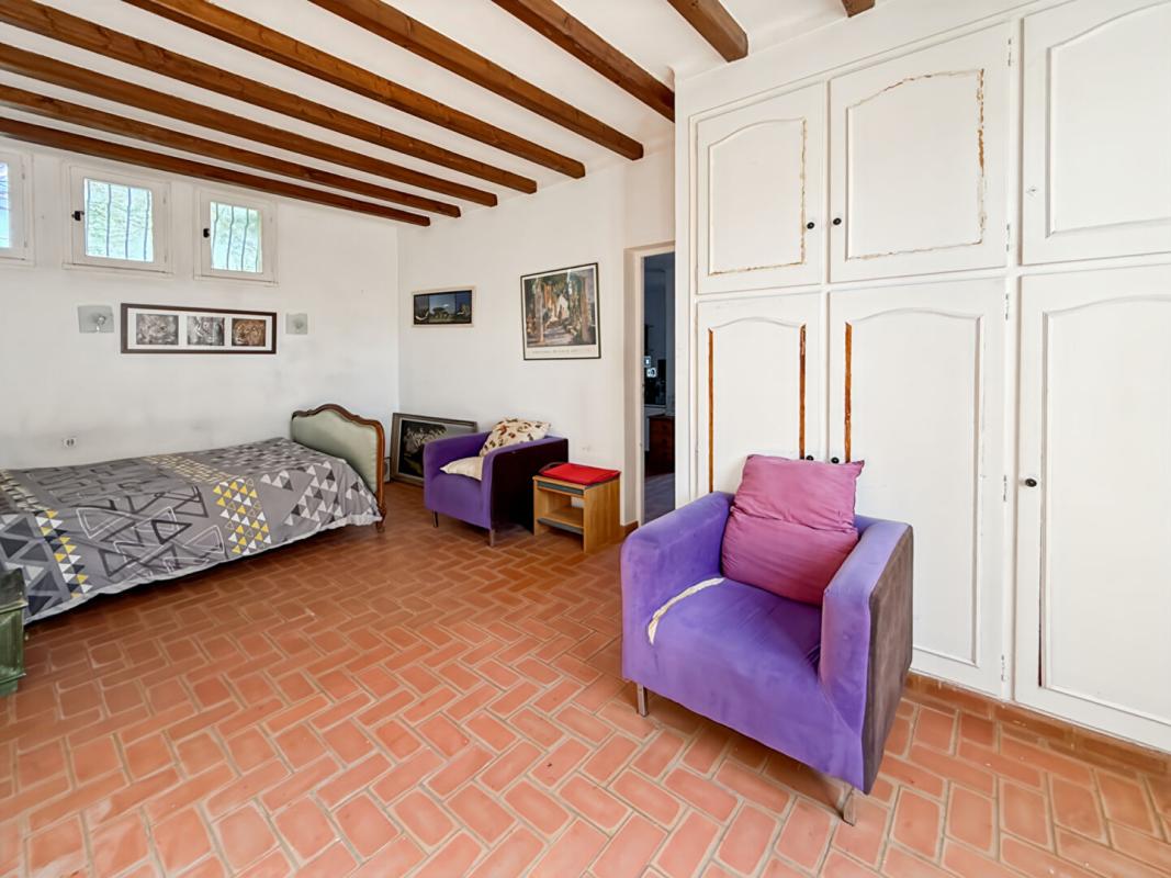 CARPENTRAS À vendre propriété à Carpentras avec piscine et gîtes 13