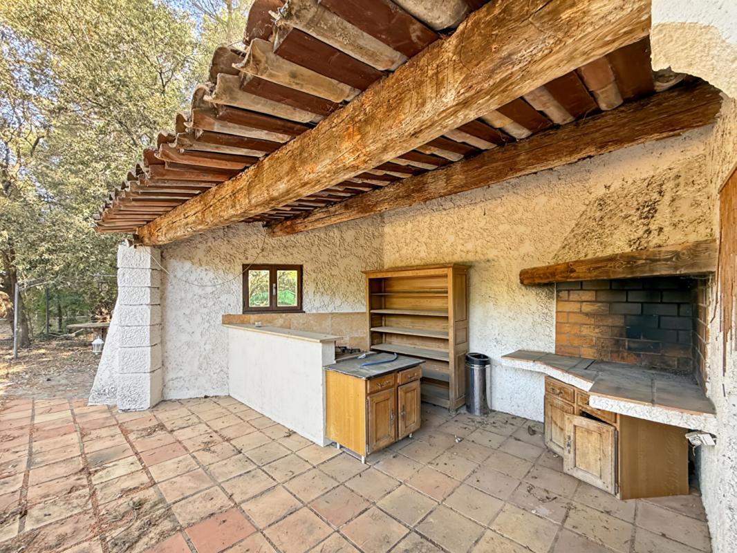 CARPENTRAS À vendre propriété à Carpentras avec piscine et gîtes 16