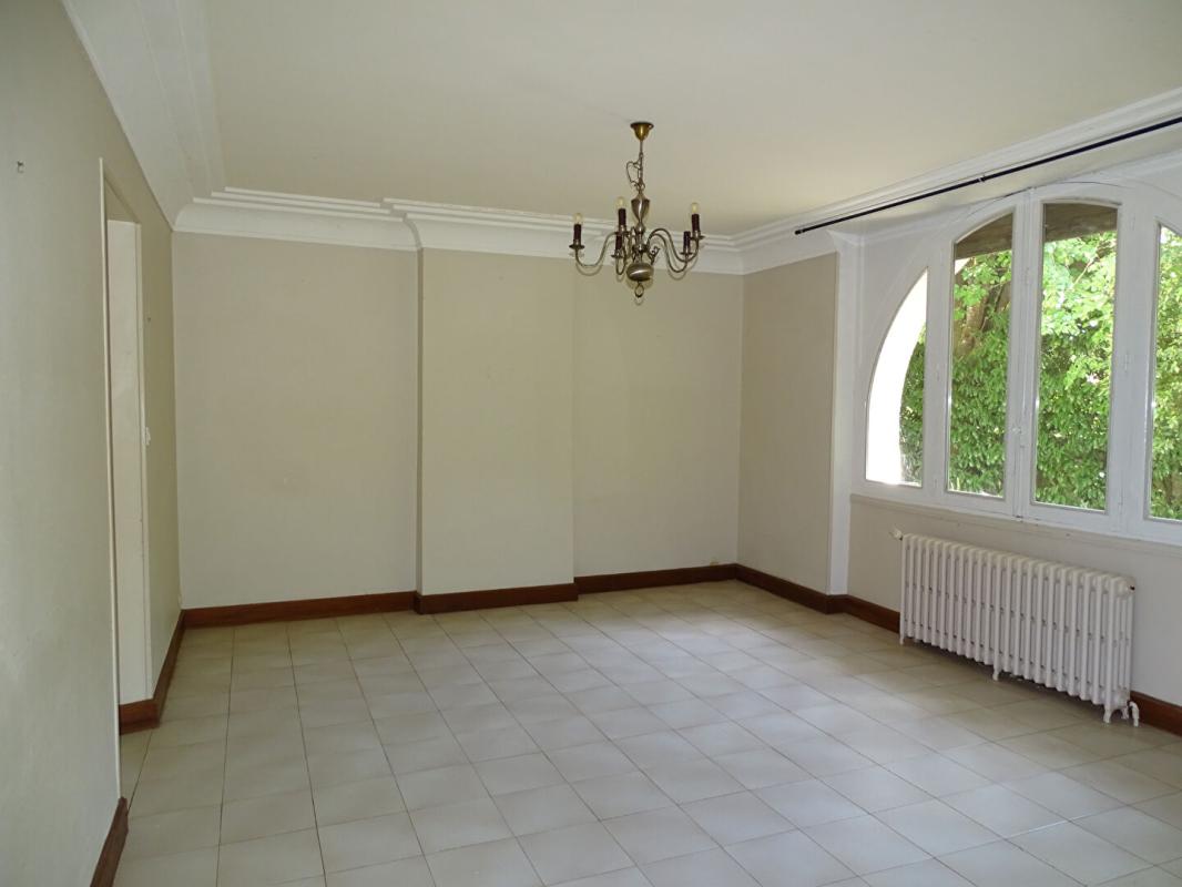 THENON Maison Thenon 4 pièce(s) 131 m2 10