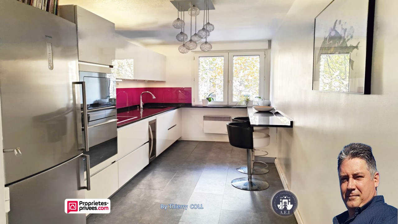 LYON-7E-ARRONDISSEMENT Appartement Lyon 3 pièce(s) 75  M² terrasse 11