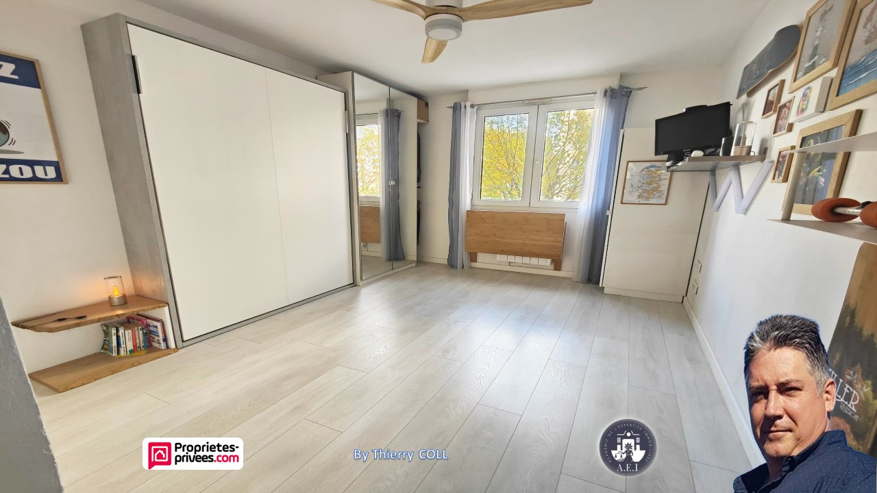 LYON-7E-ARRONDISSEMENT Appartement Lyon 3 pièce(s) 75  M² terrasse 8