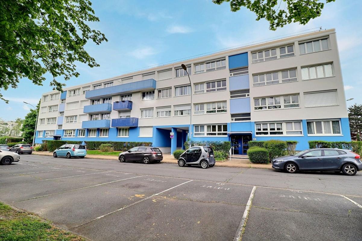 SAINT-MICHEL-SUR-ORGE Appartement Saint Michel Sur Orge 3 pièces 7