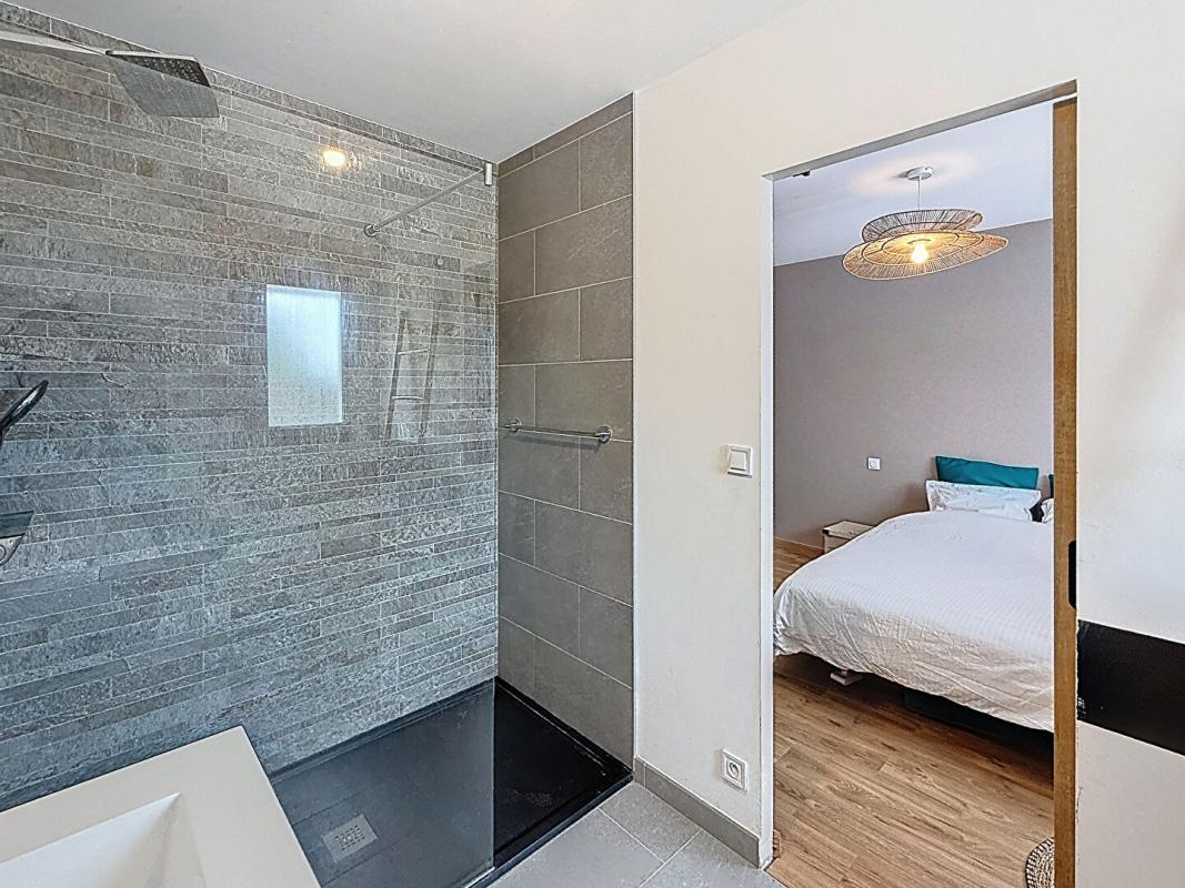 ELVEN Maison familiale de 175 m², avec T2 indépendant · Terrain 1 100 m² · Elven (56250) 10