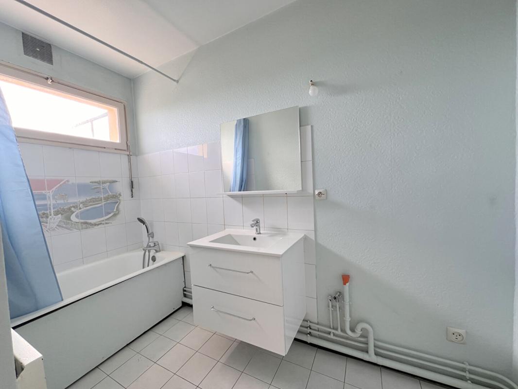 LE MANS Appartement - Le Mans - BOLLEE - STUDIO avec Terrasse - 29 m² 6