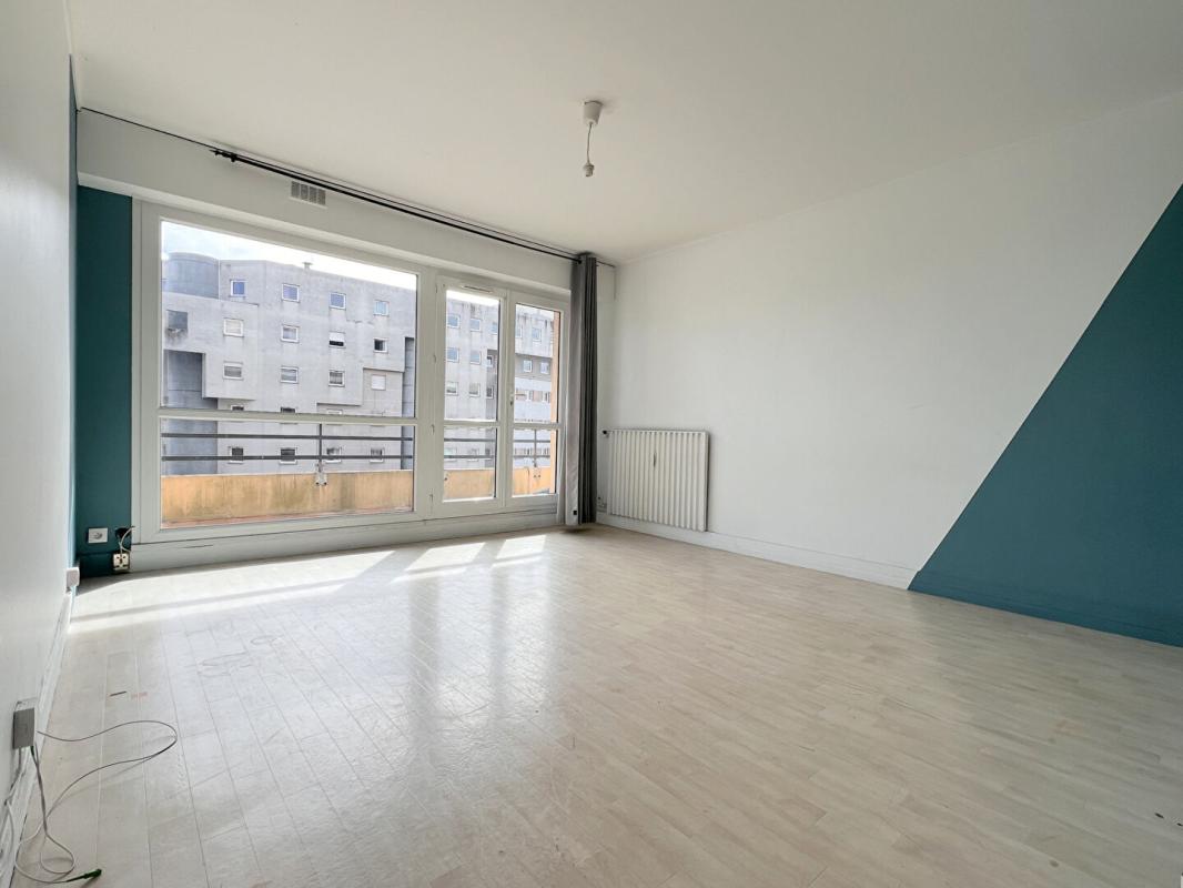 LE MANS Appartement - Le Mans - BOLLEE - T2 - 52 m² 2