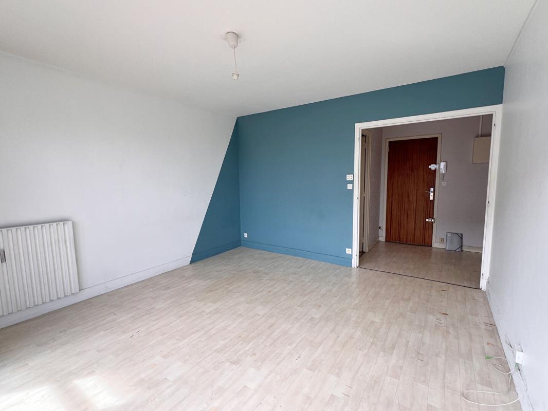 LE MANS Appartement - Le Mans - BOLLEE - T2 - 52 m² 3