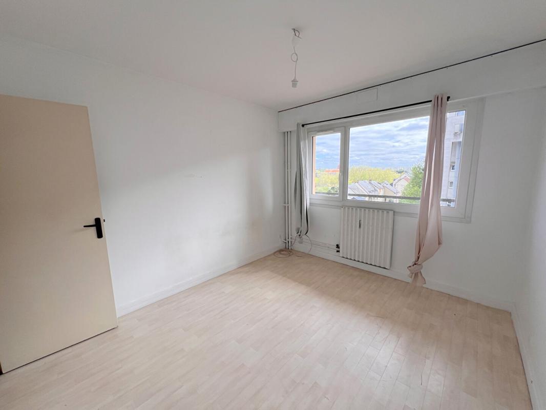 LE MANS Appartement - Le Mans - BOLLEE - T2 - 52 m² 6