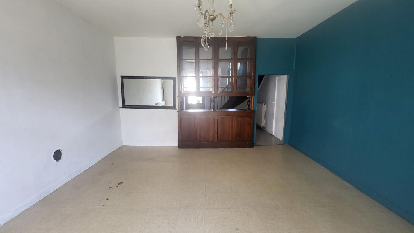 LANUEJOULS Maison  5 pièce(s) 135 m2 2