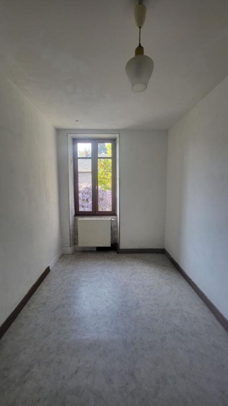 LANUEJOULS Maison  5 pièce(s) 135 m2 5