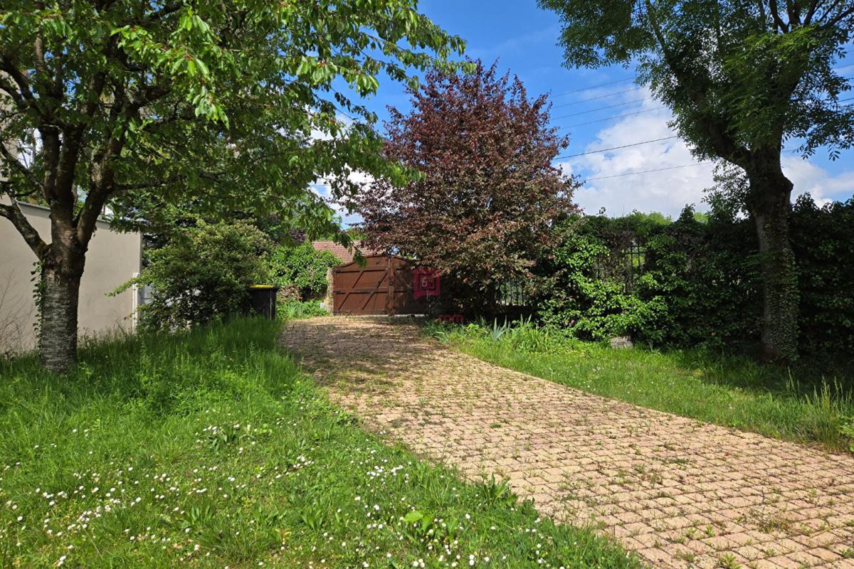 VILLIERS-SUR-ORGE Demeure de caractère Villiers-sur-Orge 7 pièces 174 m² 17