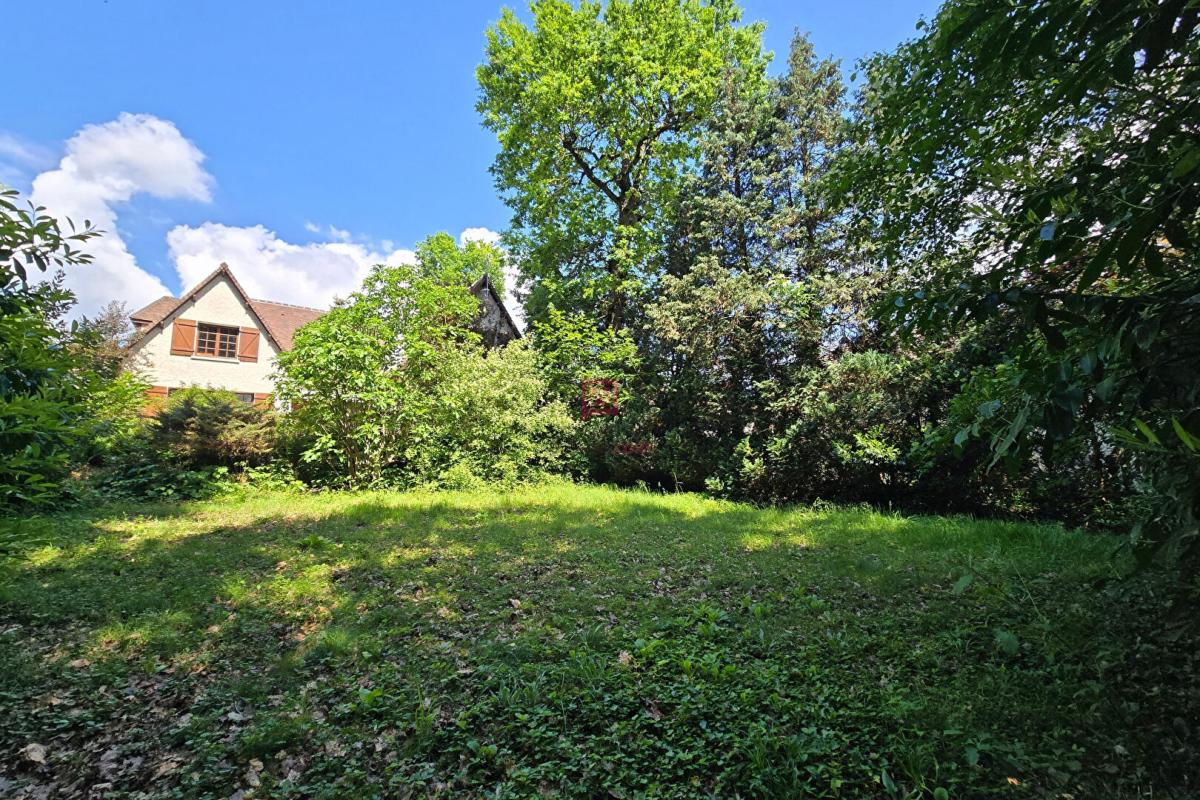 VILLIERS-SUR-ORGE Demeure de caractère Villiers-sur-Orge 7 pièces 174 m² 18