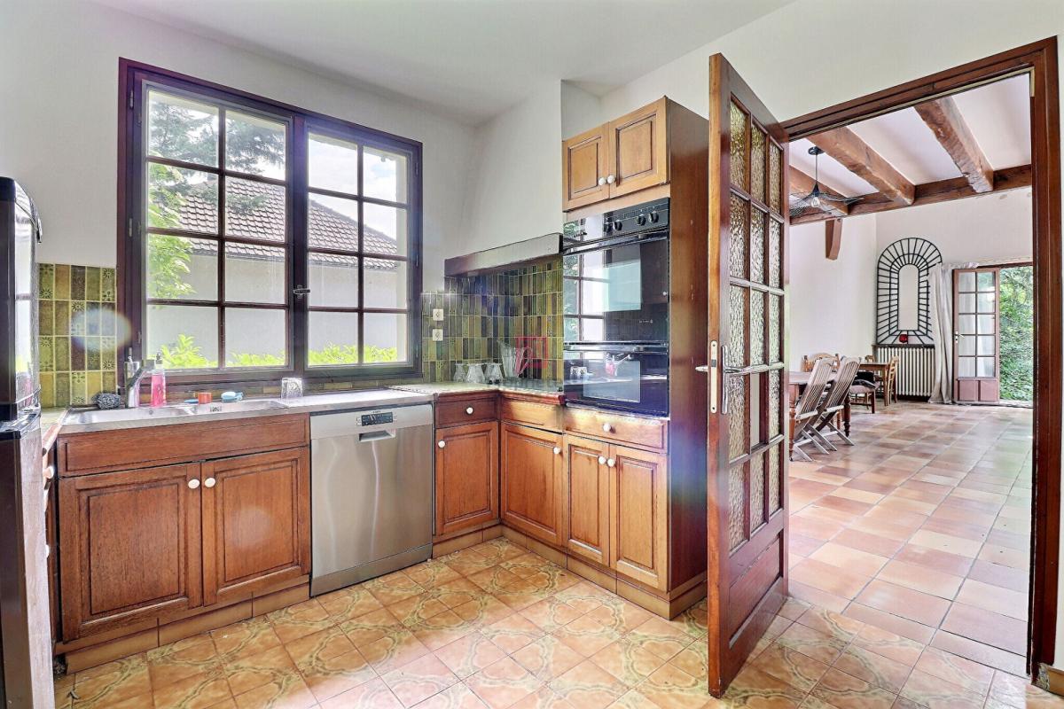 VILLIERS-SUR-ORGE Demeure de caractère Villiers-sur-Orge 7 pièces 174 m² 7