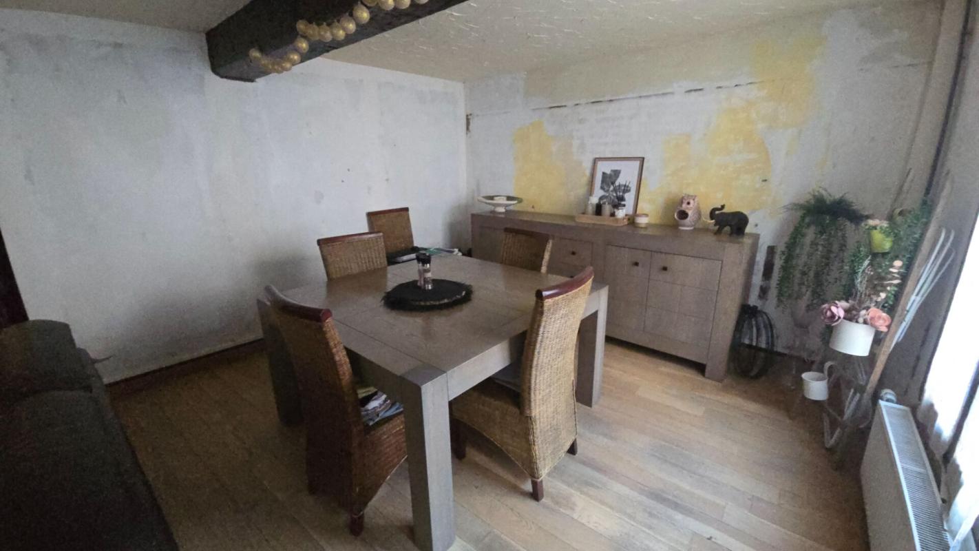 DREUX Immeuble Dreux 6 pièce(s) 210 m2 avec local commercial 15