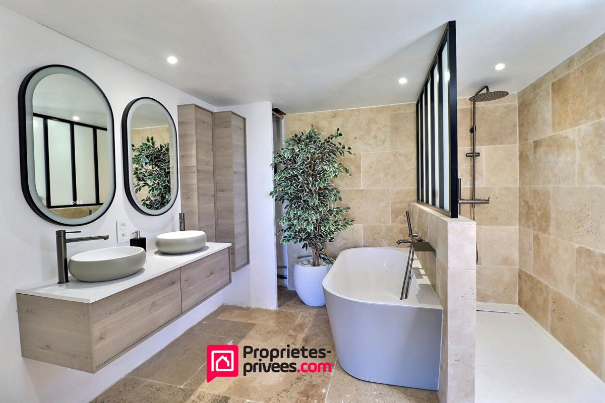 UZES Incroyable vue, environnement exceptionnel! 6