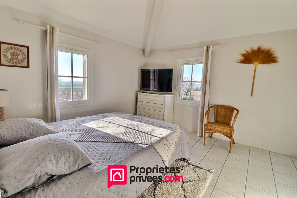 UZES Incroyable vue, environnement exceptionnel! 7