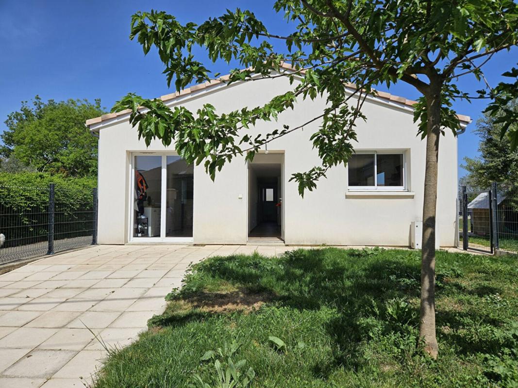 BOE Coup de Coeur à Boé : Maison Contemporaine Impeccable  100m²+ terrain Bâtissable 12