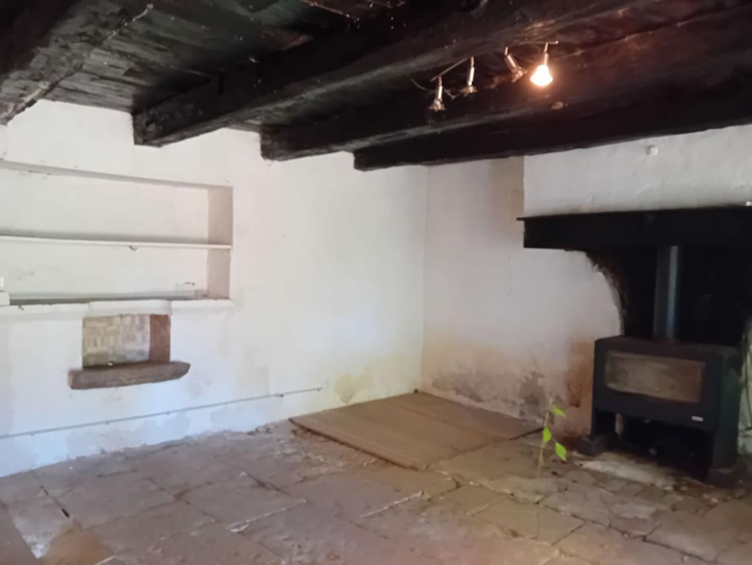 BEAUREGARD Fermette  maison 5 pièces 90 m2 gîte 24m² 6