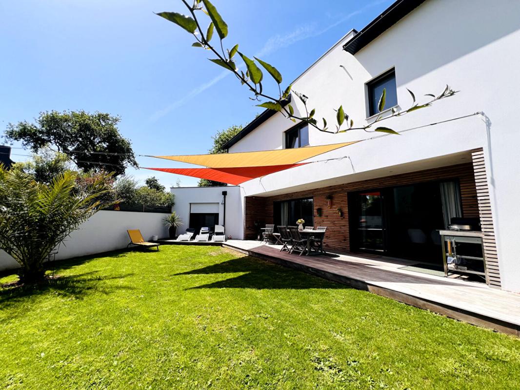 ARRADON Arradon-Moustoir- Maison 194m 2 env . 5 suites- Garage 16