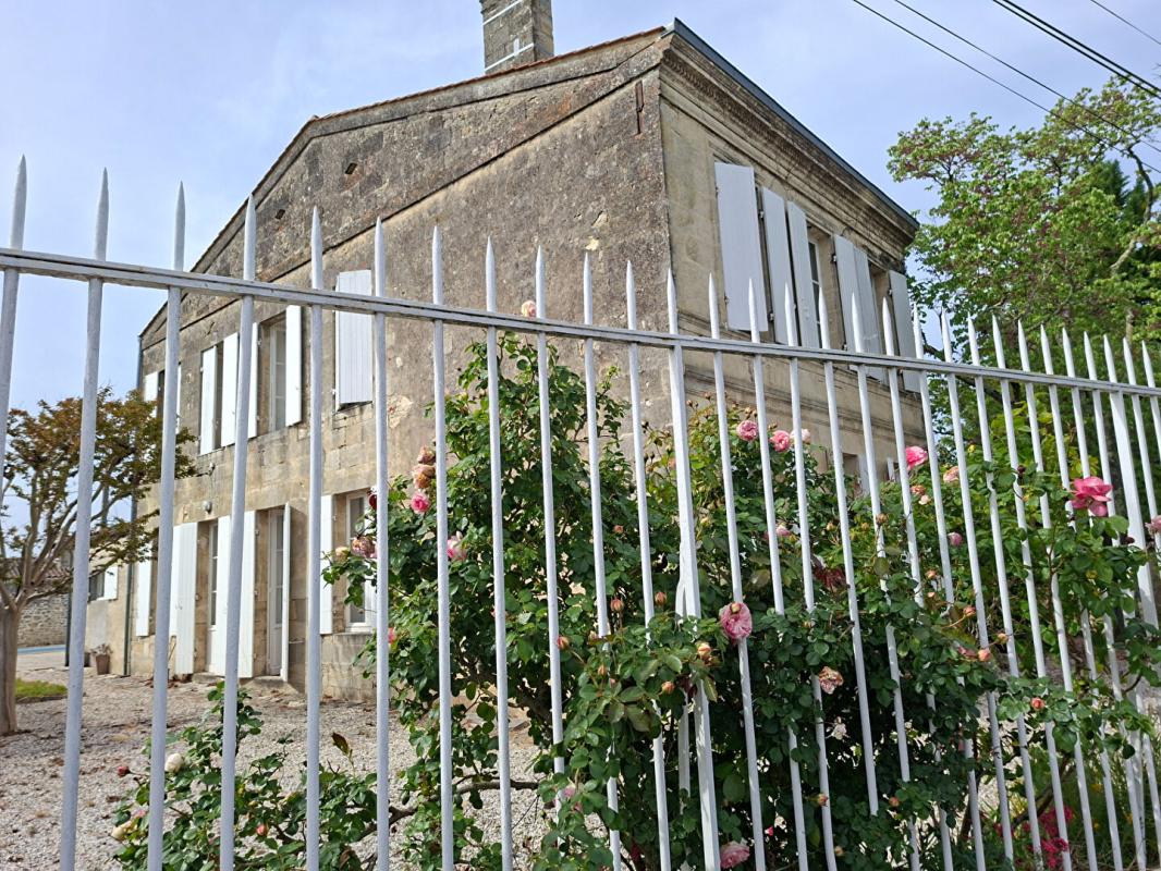 SAINT-ESTEPHE Demeure de prestige maison de maître  8 pièces maison  et petite maison 80 m2 1