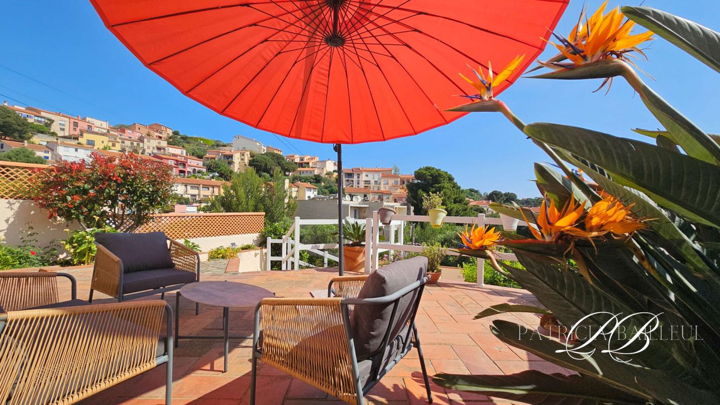 PORT-VENDRES Port Vendres - Villa 3 faces avec vue ,terrasses et garages 1