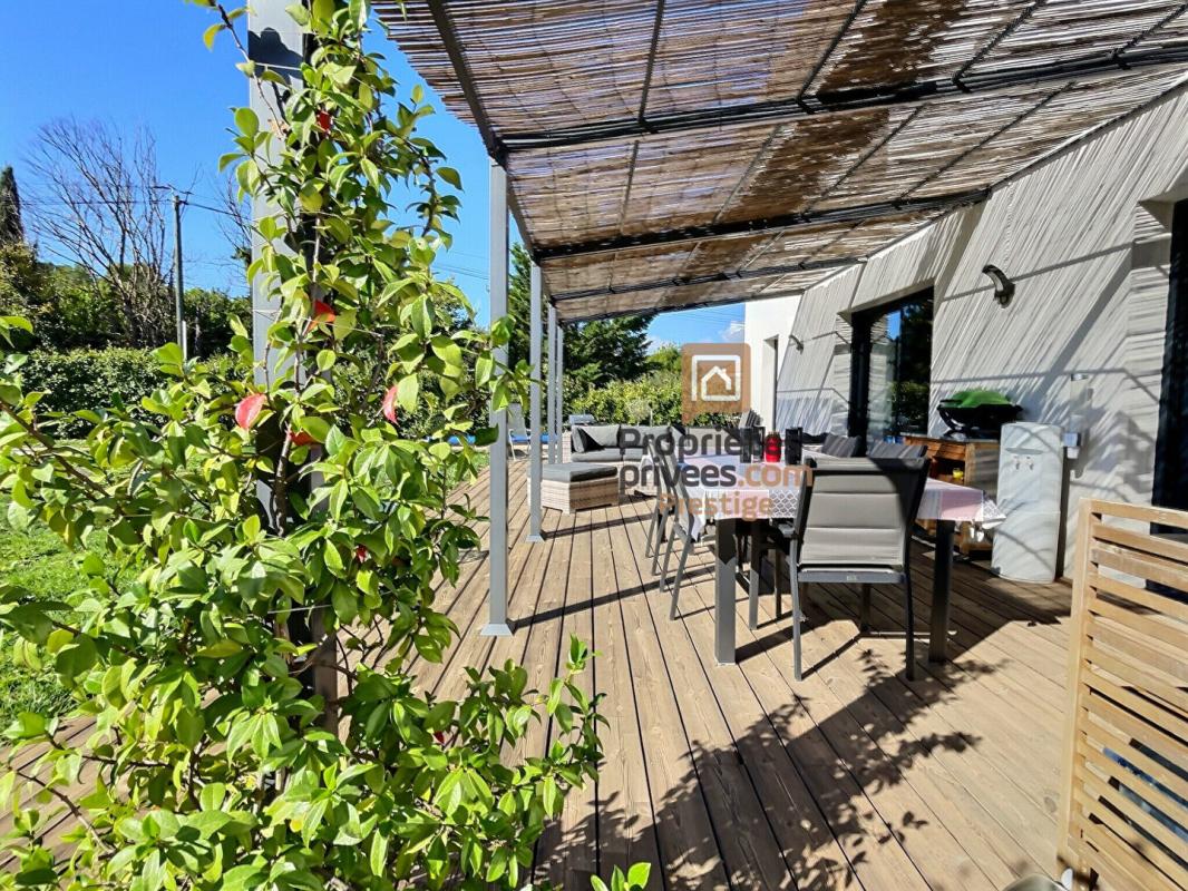 MONTAUROUX villa récente  6 p avec piscine proche A8 5 pièce(s) 140 m2 3